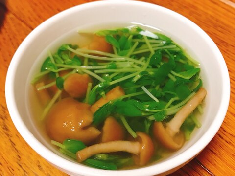 【簡単】豆苗となめこの中華スープ